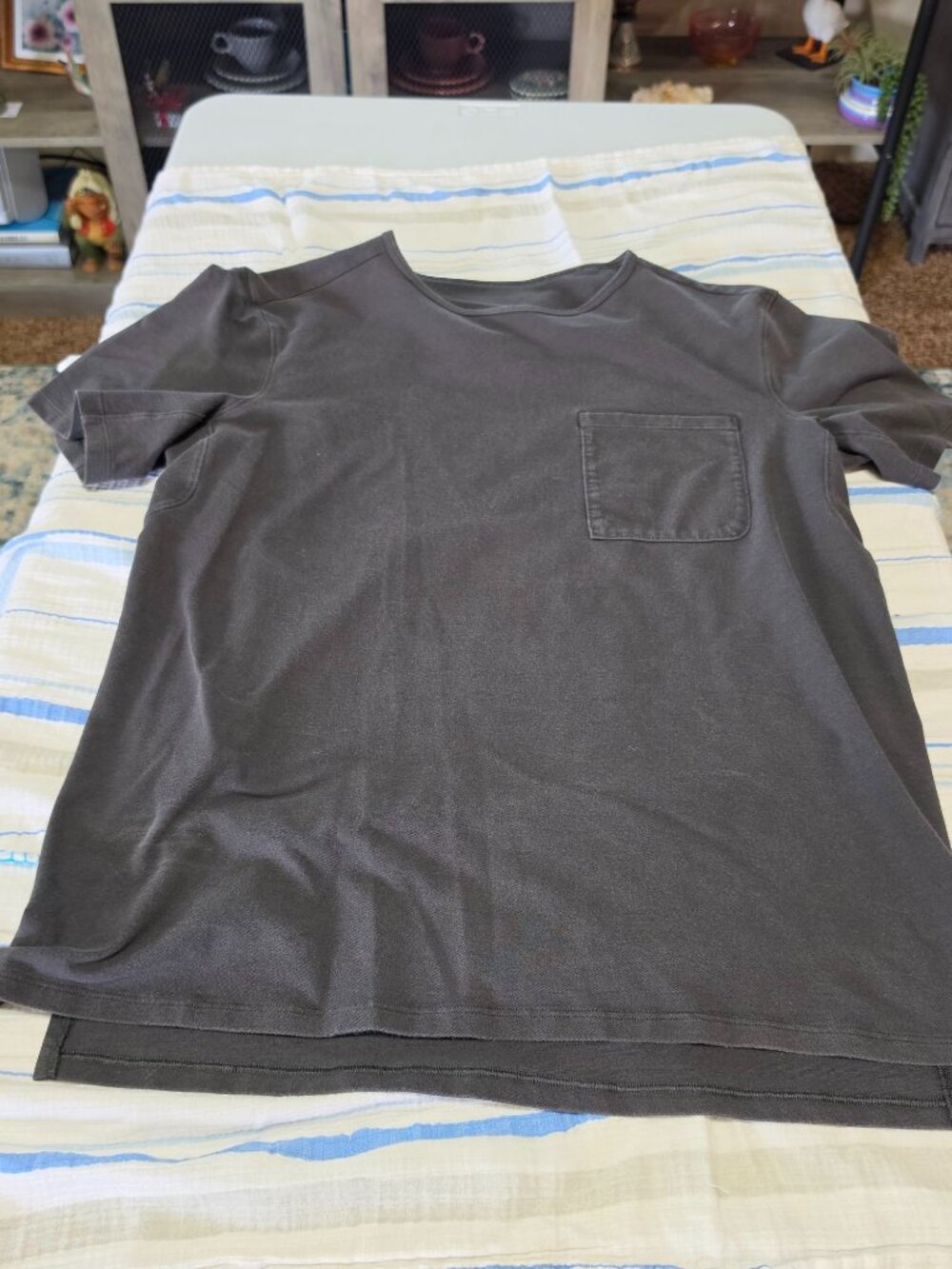 Lululemon Men’s Pocket Tee – Dark Gray, Athletic Fit